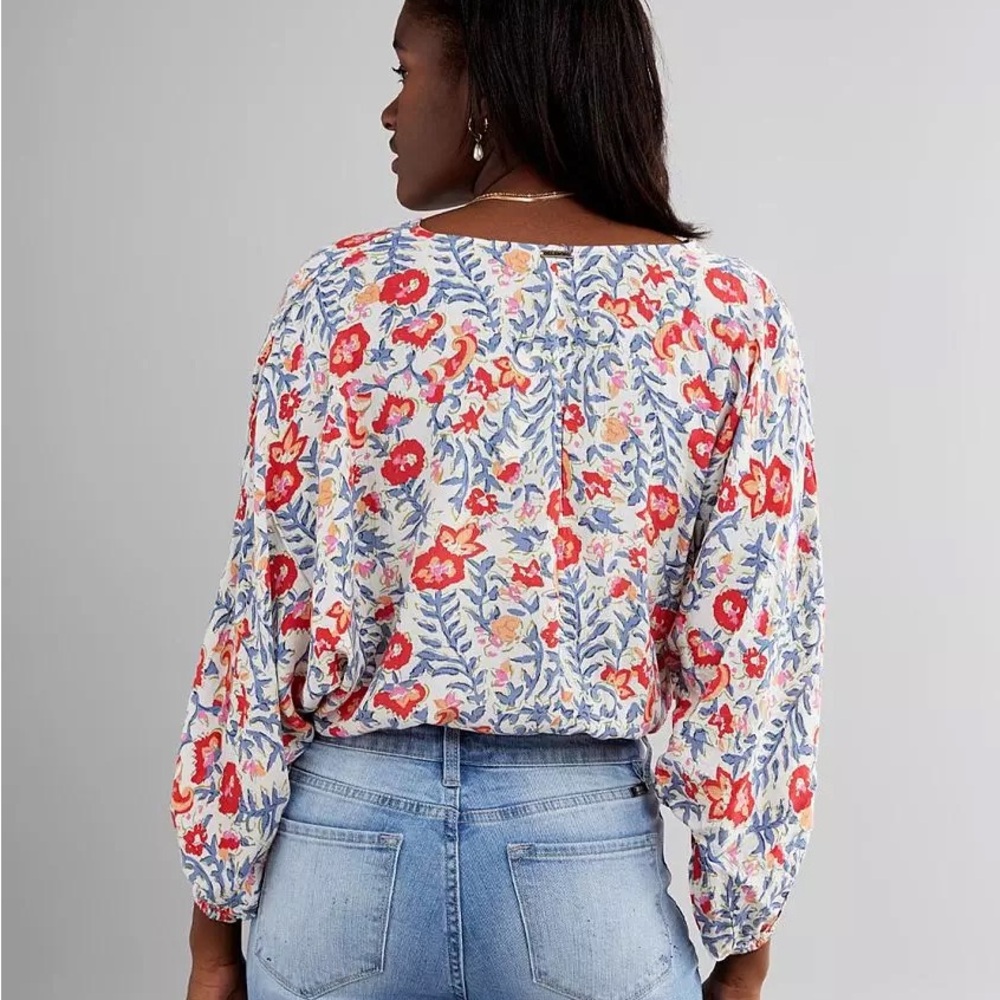 Billabong Safe Bet Surplice Blouse - Picture 5 of 13
